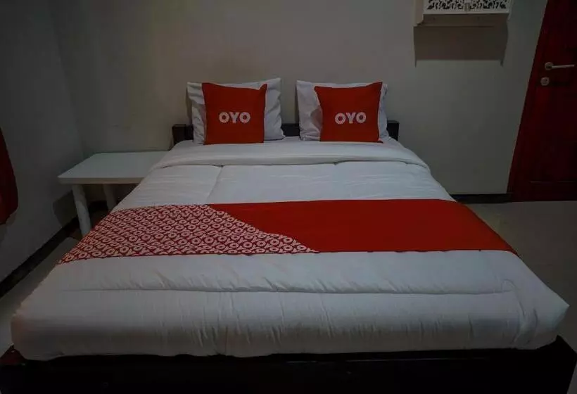 ホテル Hkp Homestay Redpartner Blitar