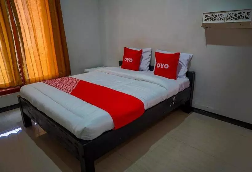 ホテル Hkp Homestay Redpartner Blitar