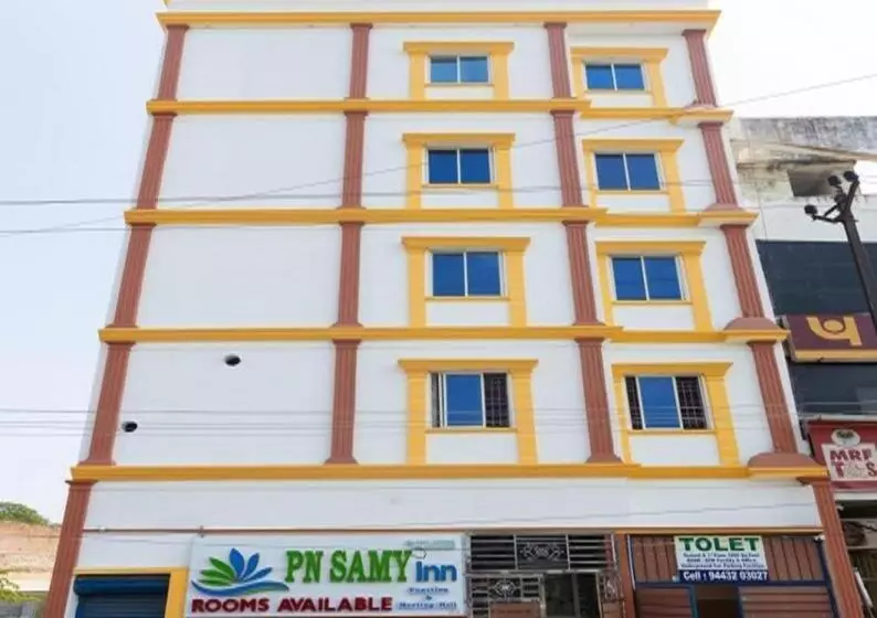 هتل Pn Samy Residency