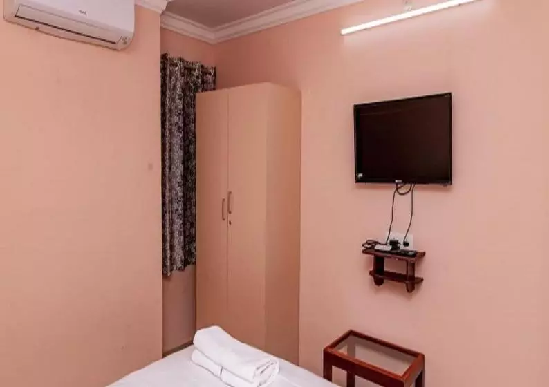 هتل Pn Samy Residency