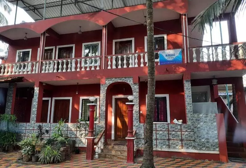 Majatalo Cherry Blossom Guest House