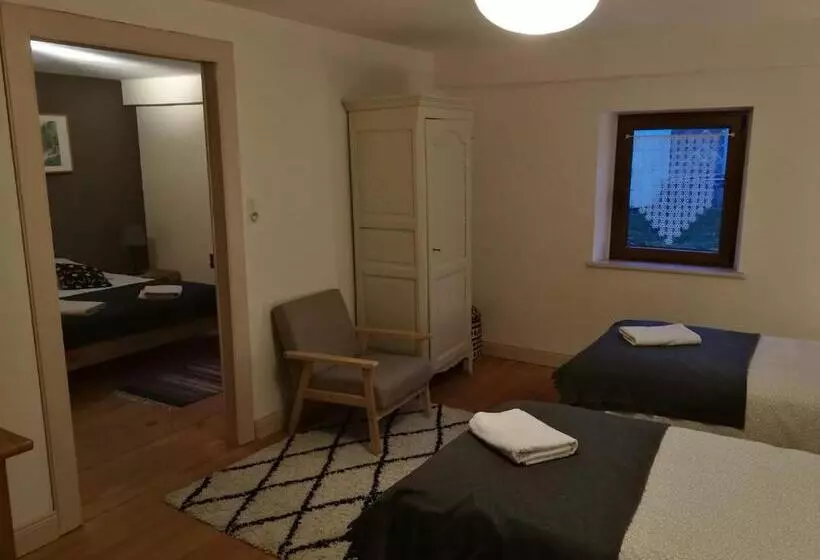 ペンション Guestroom Raon Lès Leau, 2 Pièces, 4 Personnes Fr 1 584 284