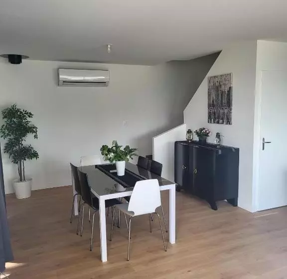 ペンション Maison A