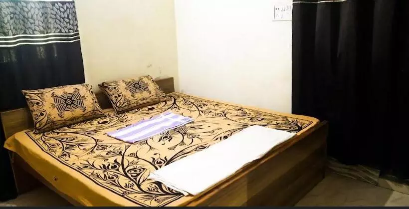 Majatalo Paying R.b Guesthouse