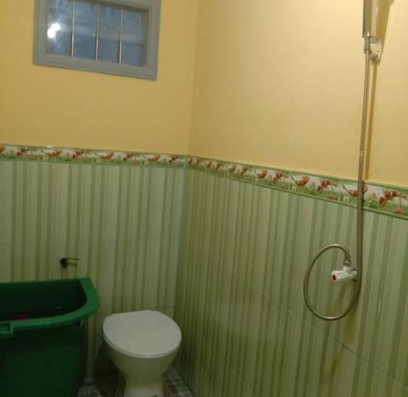 펜션 Aaa, Sukapura Guesthouse, Bromo Mountain View Triple A Tour, 3 Levels, Sukapura, Probolinggo, Additi