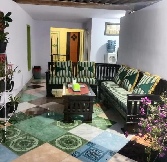 펜션 Aaa, Sukapura Guesthouse, Bromo Mountain View Triple A Tour, 3 Levels, Sukapura, Probolinggo, Additi