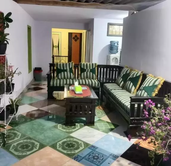 پانسیون Aaa, Sukapura Guesthouse, Bromo Mountain View Triple A Tour, 3 Levels, Sukapura, Probolinggo, Additi