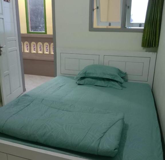 펜션 Aaa, Sukapura Guesthouse, Bromo Mountain View Triple A Tour, 3 Levels, Sukapura, Probolinggo, Additi