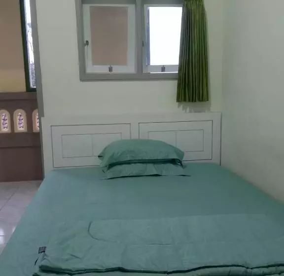 پانسیون Aaa, Sukapura Guesthouse, Bromo Mountain View Triple A Tour, 3 Levels, Sukapura, Probolinggo, Additi