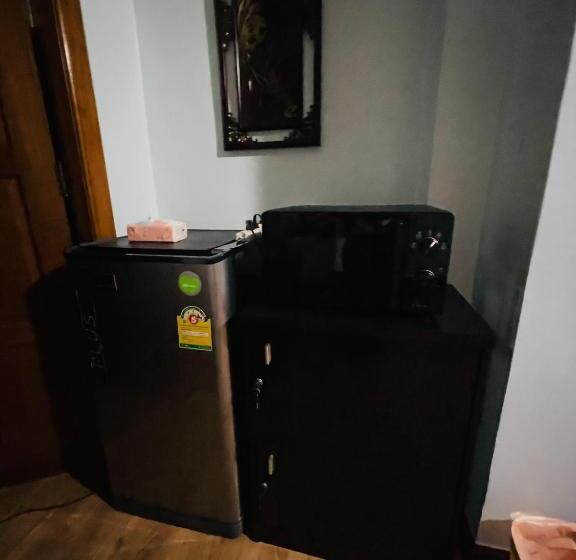 هاستل Private Rooms In Phatumwan Chula Near Samyan, Chinatown, Jay O Siam Center, Central World Middle Of