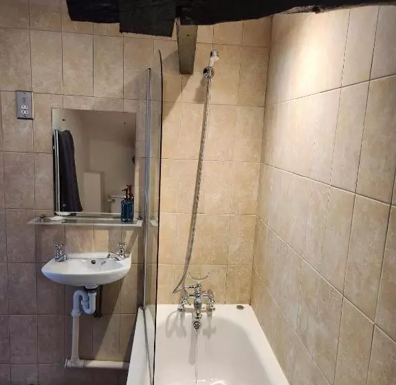 ユースホステル The New Inn