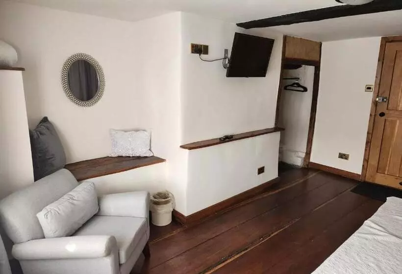 ユースホステル The New Inn