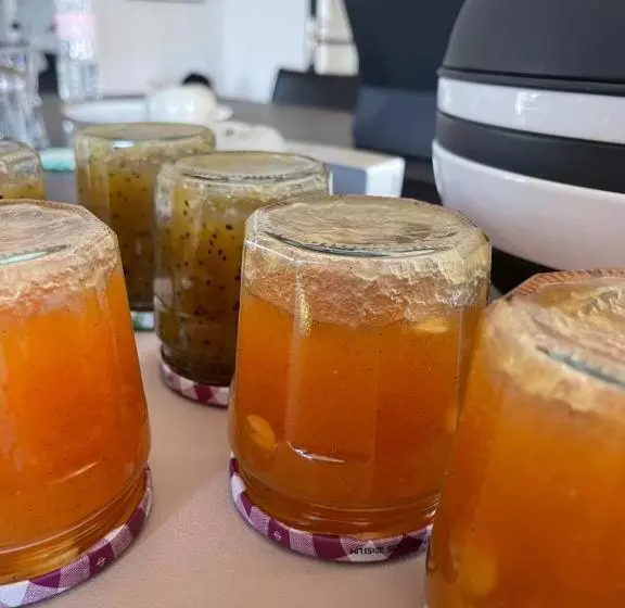 Aamiaismajoitus (B&B) Les 15 Chenes Chambres D Hôtes, Parc Arboré De 5000 M2 à 20km Du Puydufou Une Suite Familiale Et 3 C