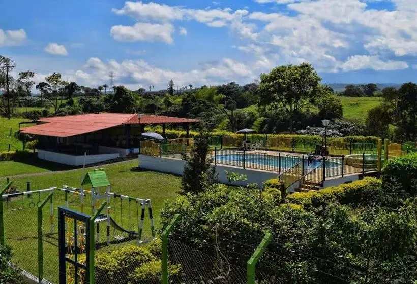 Finca Hotel La Moni