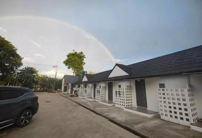 Hotelli ริมธารริเวอร์เพลส