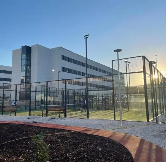 Hotelli Nodis Madrid Pozuelo