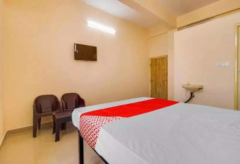 ホテル Oyo Flagship G7 Residency