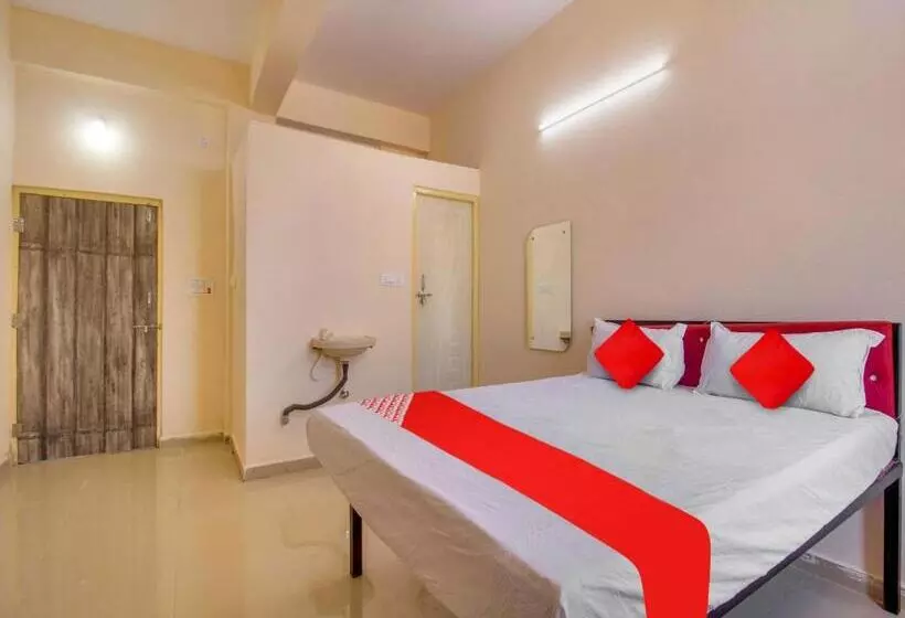 ホテル Oyo Flagship G7 Residency