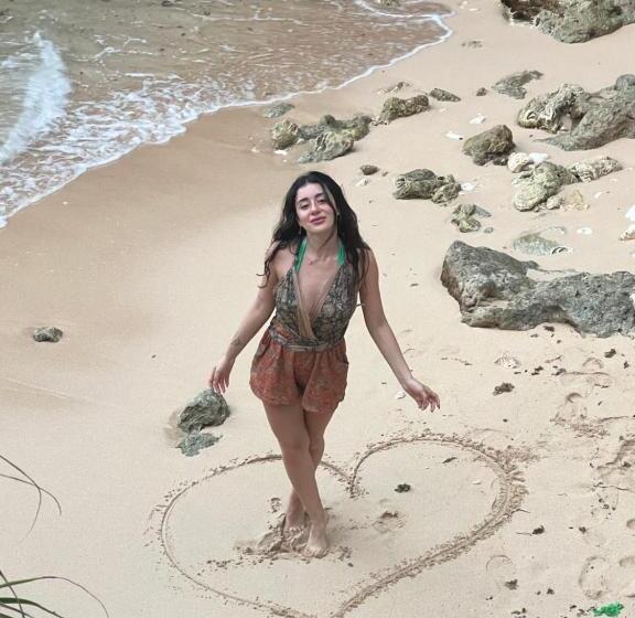 هتل Penthouse Luxury Suite With A 360 Ocean View, Balcony With Hot Tub