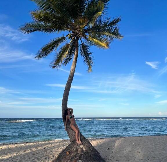 هتل Penthouse Luxury Suite With A 360 Ocean View, Balcony With Hot Tub