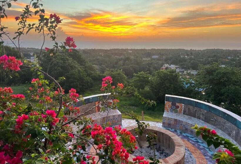 هتل Penthouse Luxury Suite With A 360 Ocean View, Balcony With Hot Tub