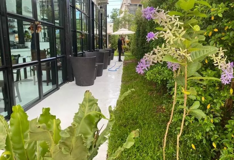 Hotelli The Courtyard Chiangrai