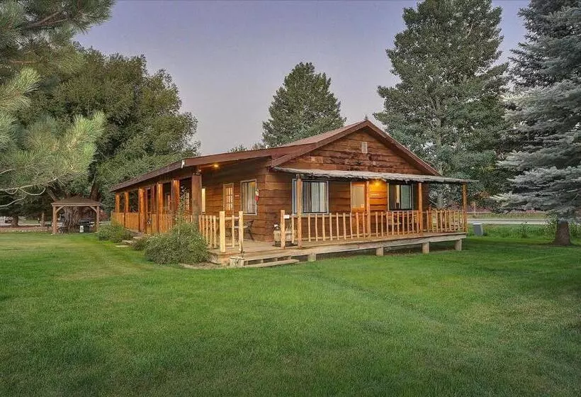 ホテル Vista Court Cabins & Lodge