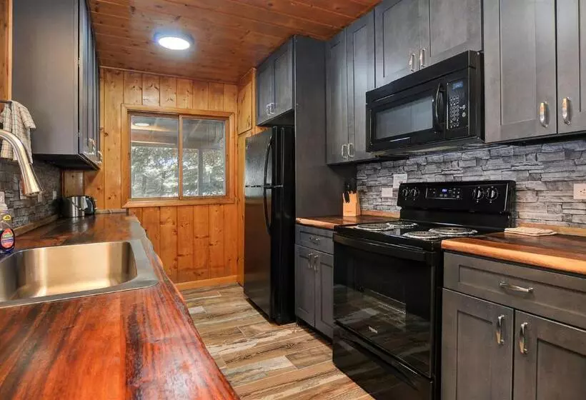 ホテル Vista Court Cabins & Lodge