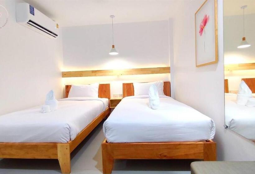 Motel P2 By Passion : พีทู รีสอร์ต วังรัก