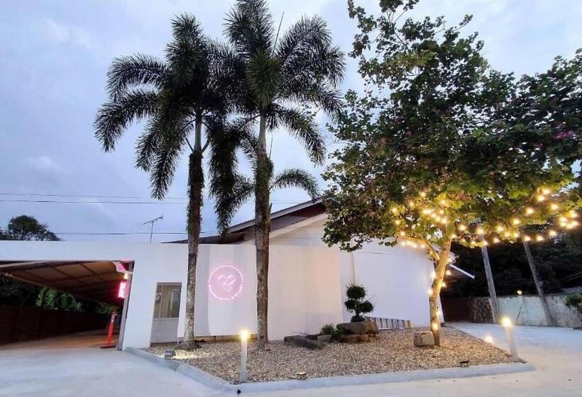 Motel P2 By Passion : พีทู รีสอร์ต วังรัก