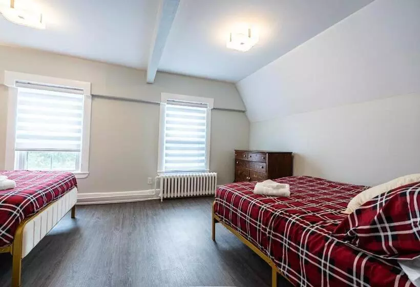 Majatalo Atlantic Pub &