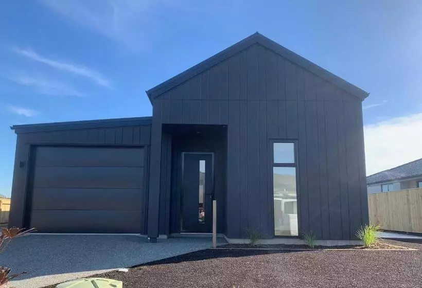 Majatalo Berryfields 64