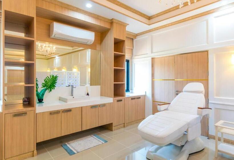 אתר נופש Rawayana Central Park Villas