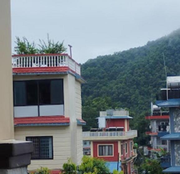 Siddharth Hotel, Pratapgarh