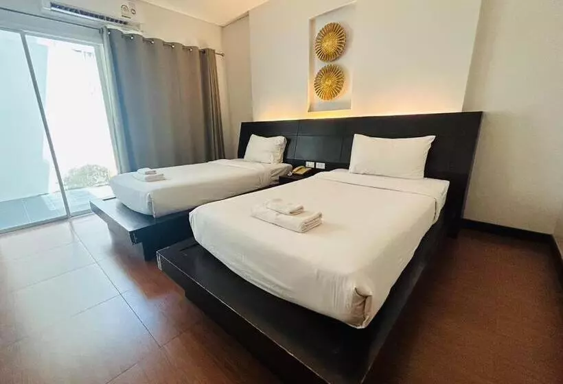 โรงแรม ดิ โอวาเล่ย์ [the O Valley Boutique Hotel]