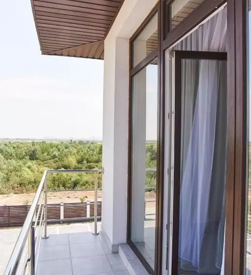 Retkeilymaja вілла край неба