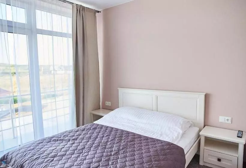 Retkeilymaja вілла край неба