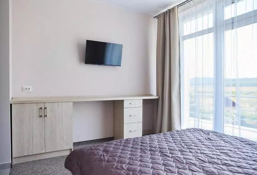 Retkeilymaja вілла край неба