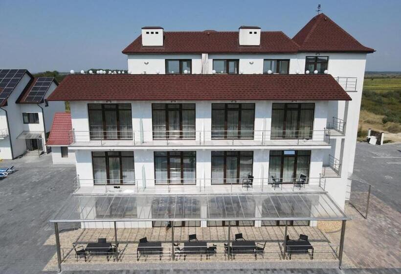 הוסטל вілла край неба