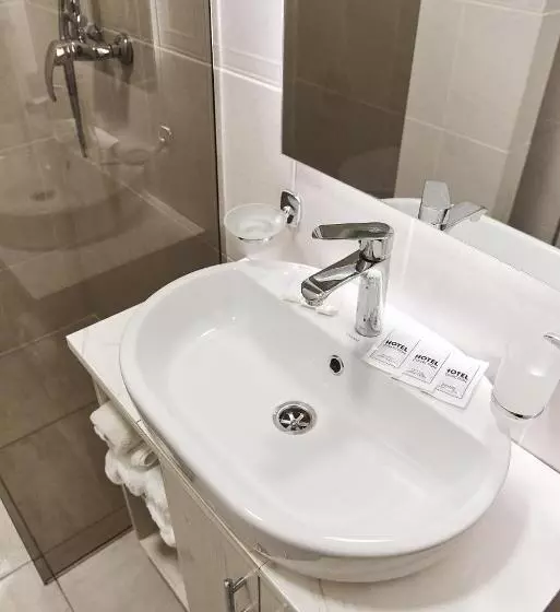 Retkeilymaja вілла край неба