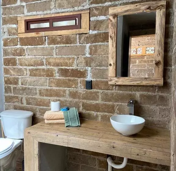 ユースホステル Cabaña En El Bosque