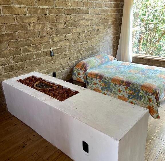 Hostel Cabaña En El Bosque