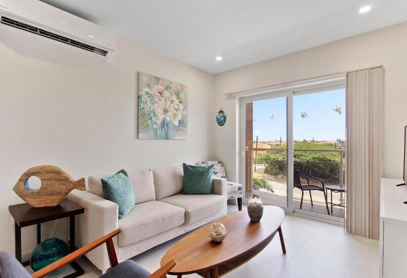 Bocobay Aracari Condo