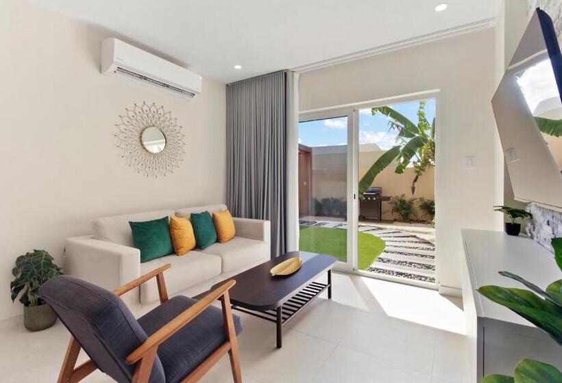 Bocobay Aracari Condo