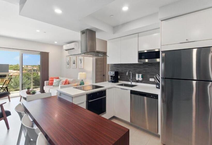 Bocobay Aracari Condo