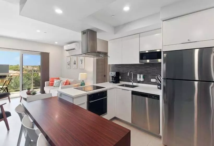 Bocobay Aracari Condo