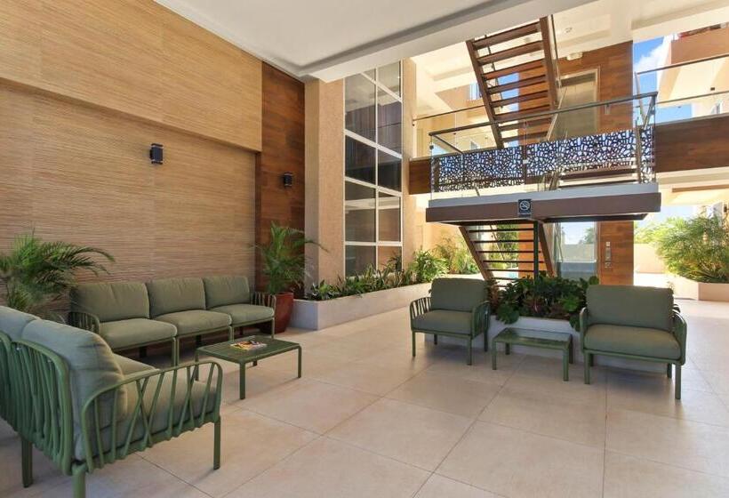 Bocobay Aracari Condo