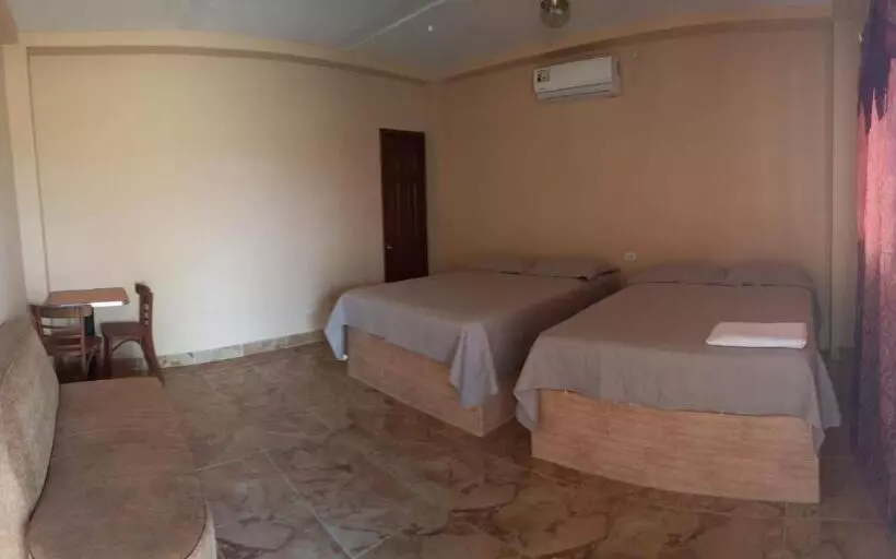 Hostal Burbujas Del Mar