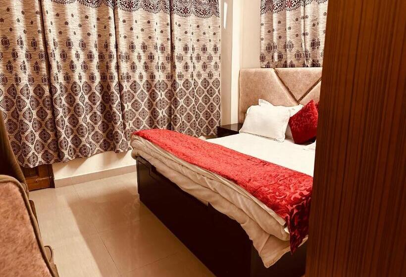 בית מלון כפרי Aston Hills , Shimla