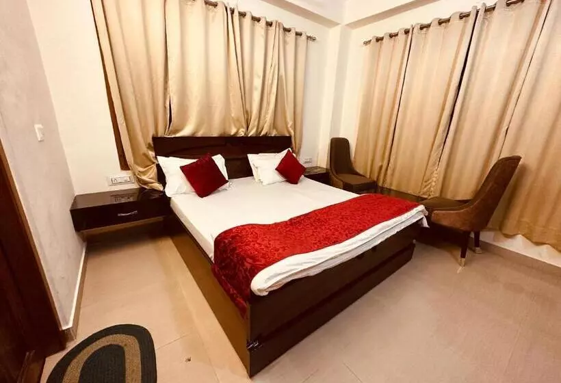 Hotelli Aston Hills , Shimla